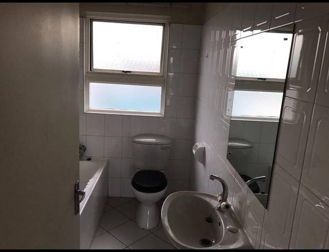 2 BEDROOM TOWNHOUSE FOR SALE IN SOUTH CREST